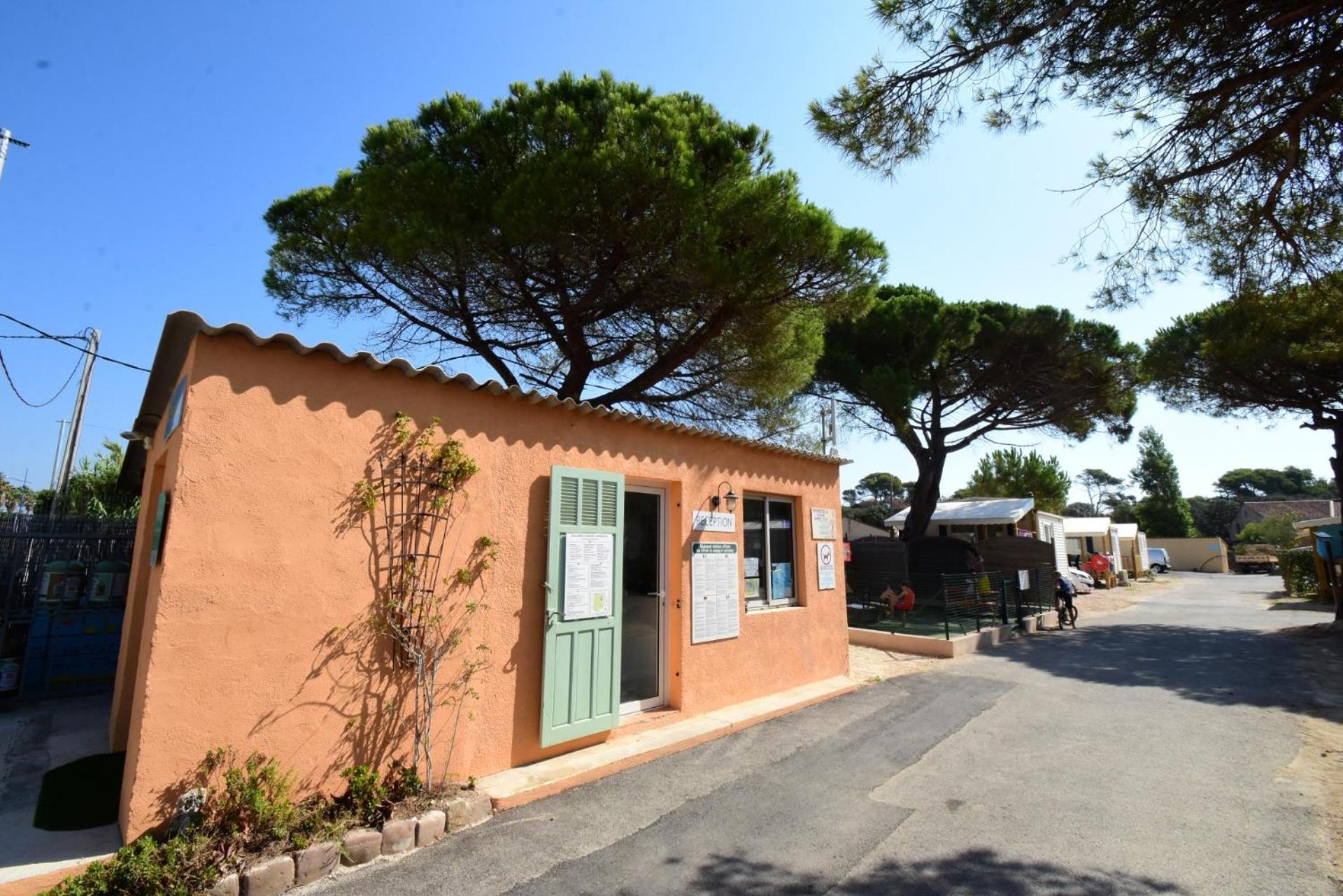Camping La Bergerie Plage Hyères Exterior foto