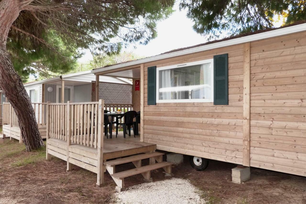 Camping La Bergerie Plage Hyères Habitación foto